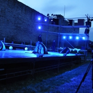 Repetition Dancing on the Ringmur. Fotograf Karin Hallman