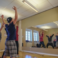 Dancing on the Ringmur 2.0. - dansrepetitioner. Foto: Linnea Rheborg