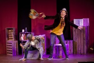 Föreställningsfoto från ENSAMMA MEN TILLSAMMANS. Fotograf: Stig Hammarstedt