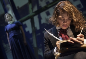 Föreställning JAG VET VEM JAG ÄR. Camilla Eriksson & Malin Karlsson. Foto: Stig Hammarstedt