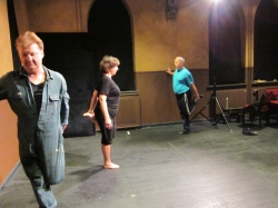 Repetitionsbild från KALASAKUTEN; STÖR EJ! Uppvärmning pågår.