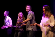 Sånger från andra sidan havet. Länsteatern 2012. Foto: Stig Hammarstedt