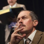 Kvinnan i svart. Foto: Stig Hammarstedt