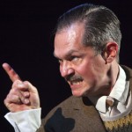 Kvinnan i svart. Foto: Stig Hammarstedt