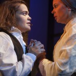 Föreställning JAG VET VEM JAG ÄR. Malin Karlsson & Camilla Eriksson. Foto: Stig Hammarstedt